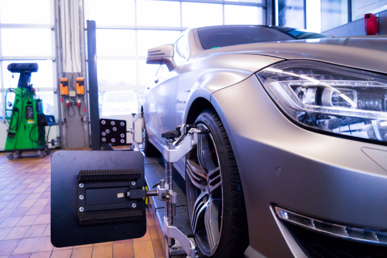 Autocenter Niederbayern Achs- und Spurvermessung