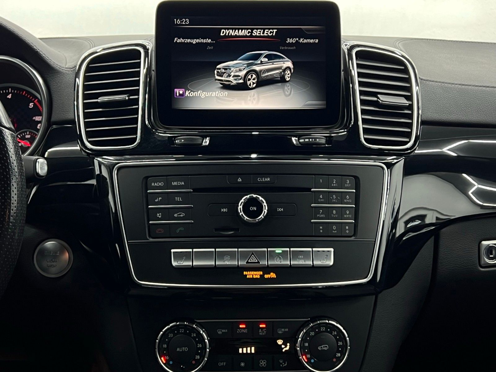 Fahrzeugabbildung Mercedes-Benz GLE 350 d Coupe 4Matic AMG-LINE/ASSIST PLUS/AHK