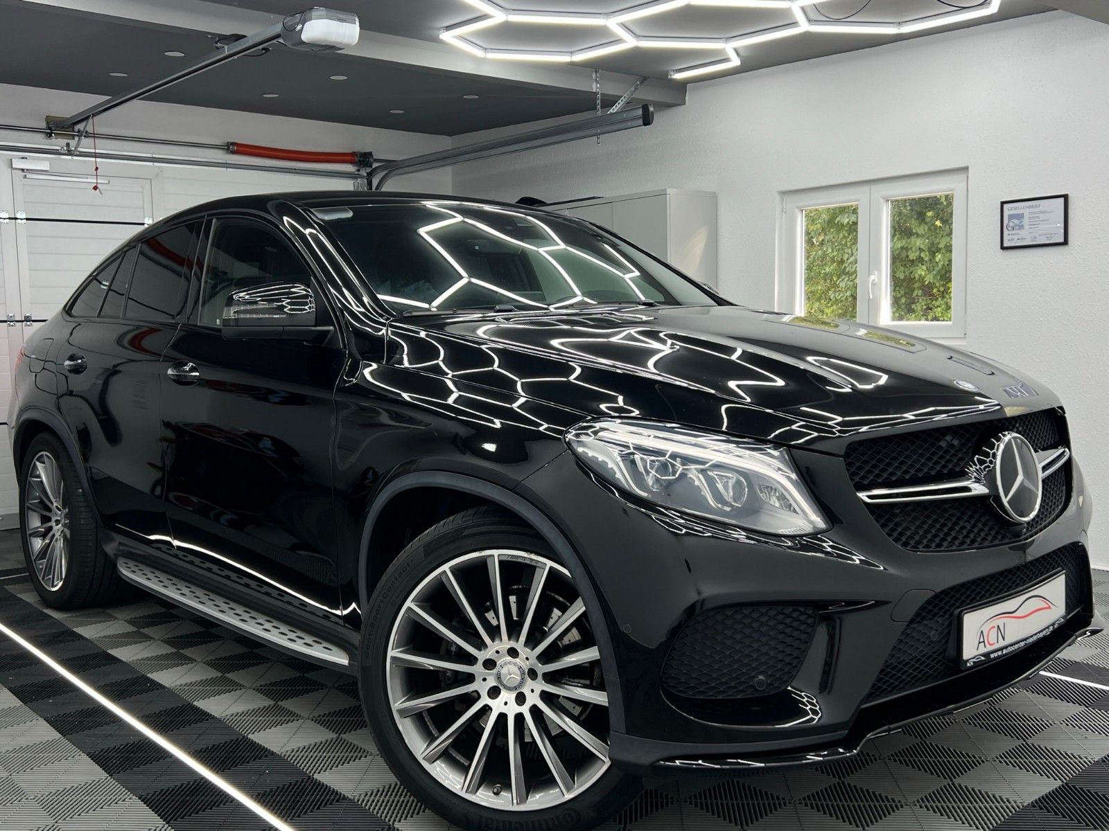 Fahrzeugabbildung Mercedes-Benz GLE 350 d Coupe 4Matic AMG-LINE/ASSIST PLUS/AHK