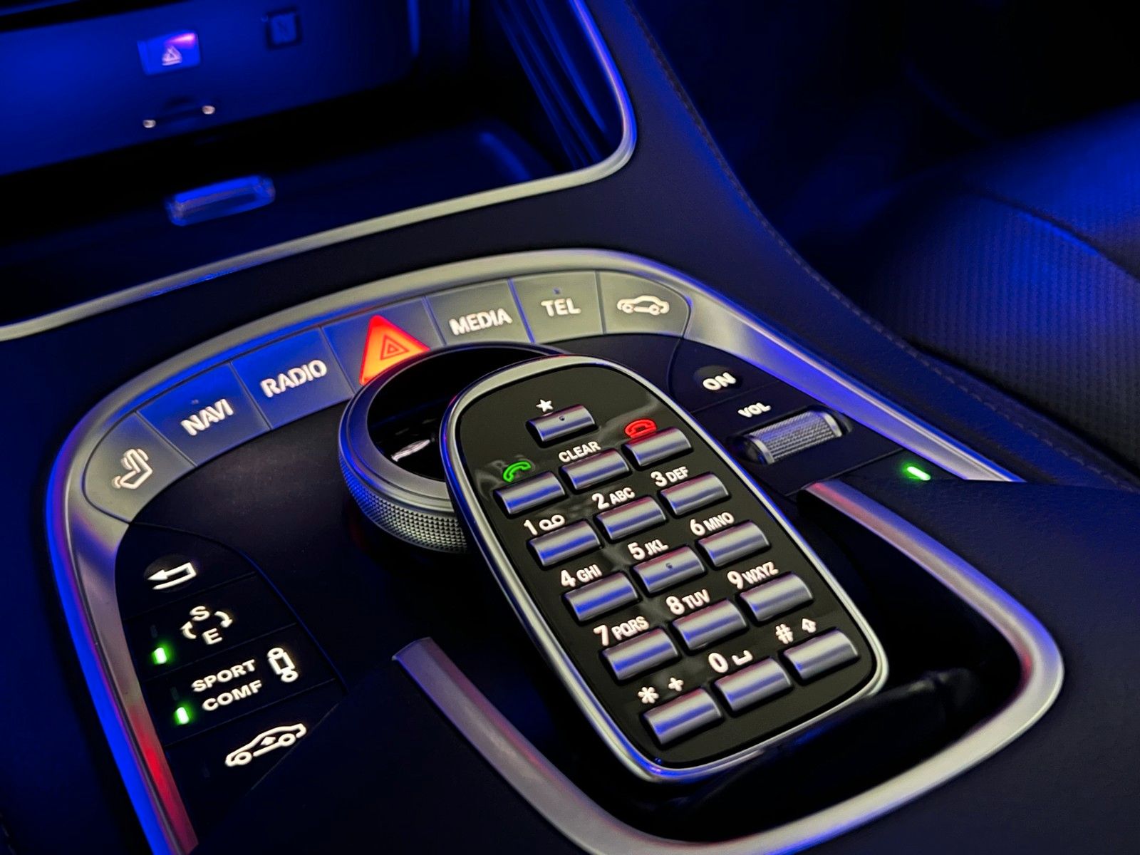 Fahrzeugabbildung Mercedes-Benz S 350 Lim. AMG-LINE/DISTRONIC/LED/PANO/360*/AMBI