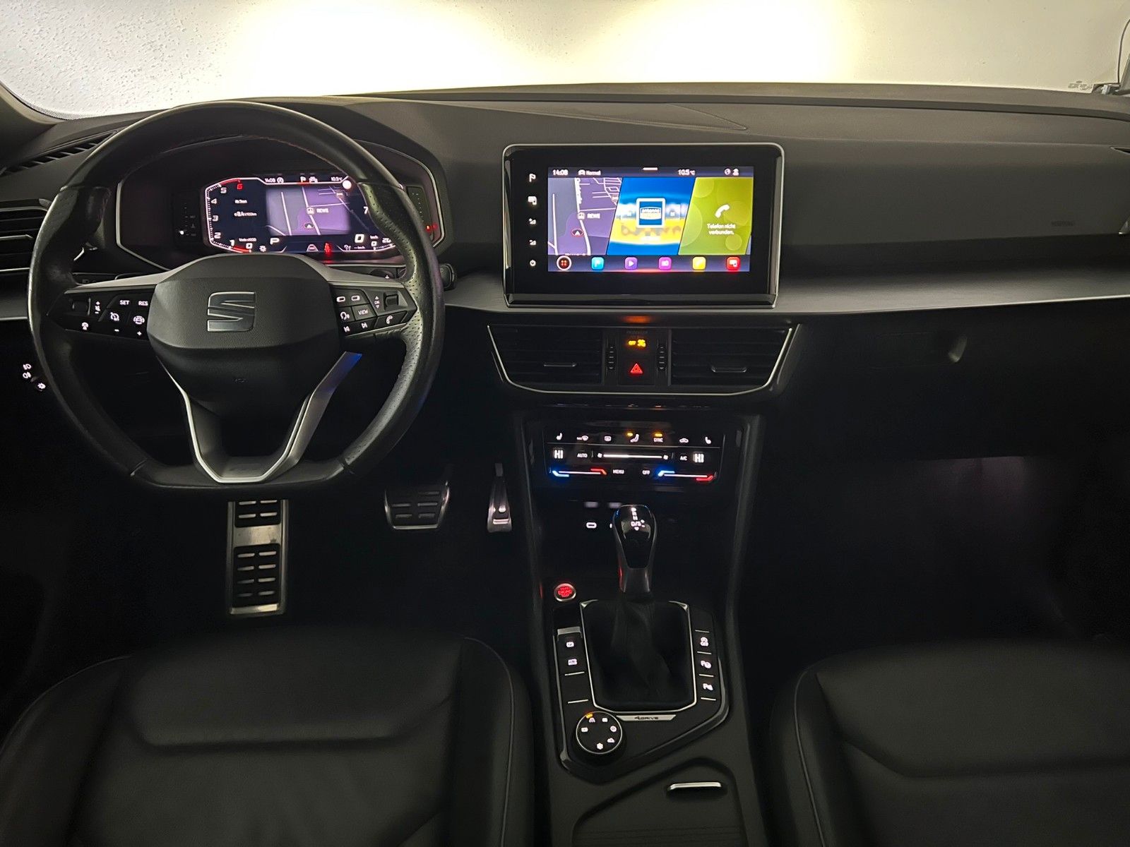 Fahrzeugabbildung SEAT Tarraco FR 4Drive/SPORT/AHK/VRTL COCPIT/7-SITZER