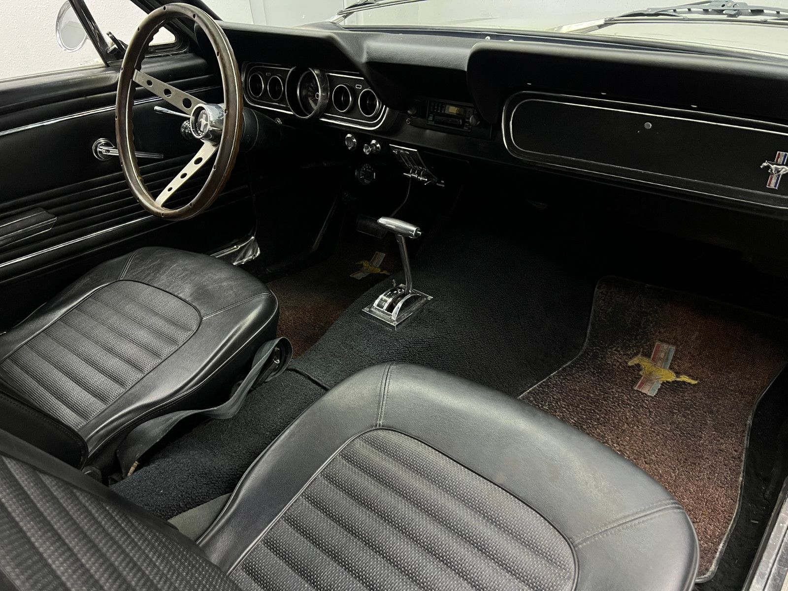 Fahrzeugabbildung Ford Mustang V6/RESTAURIERT/H-ZULASSUNG/ORIGINAL