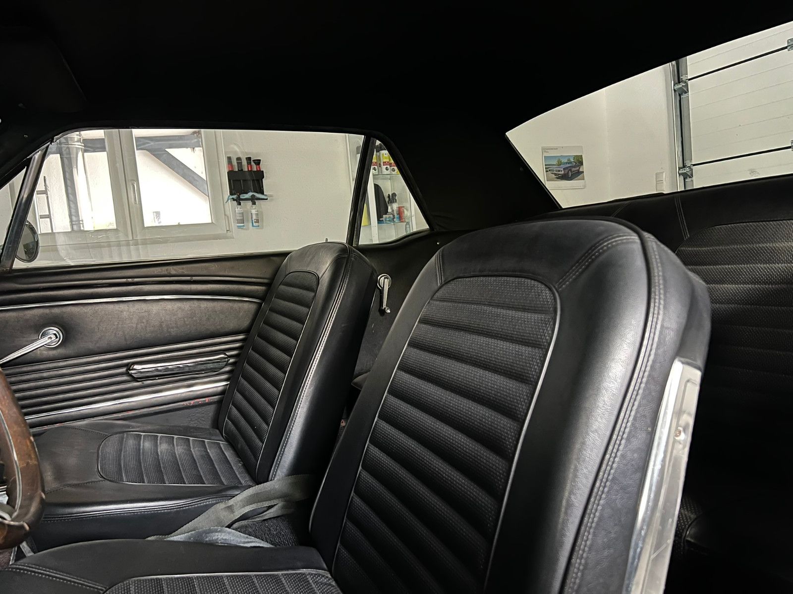 Fahrzeugabbildung Ford Mustang V6/RESTAURIERT/H-ZULASSUNG/ORIGINAL