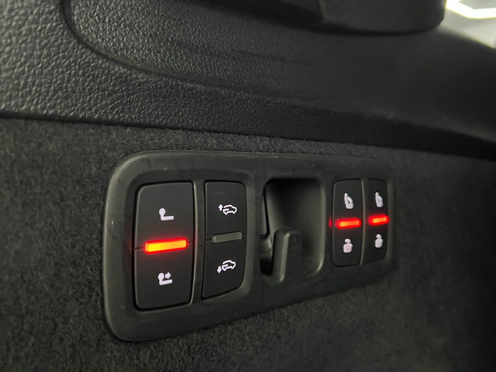 Fahrzeugabbildung Audi Q7 50 TDI Quattro S LINE/7-SITZER/ACC/MASSAGE