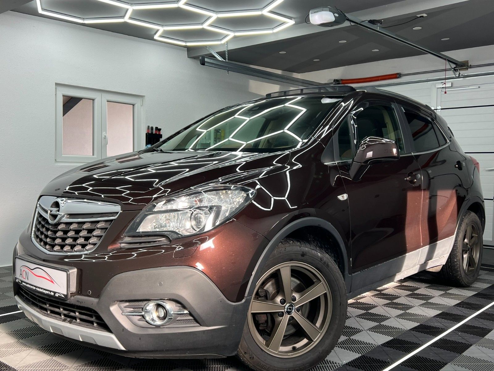 Fahrzeugabbildung Opel Mokka Innovation ecoFlex/AHK/Bi-XENON/61t km