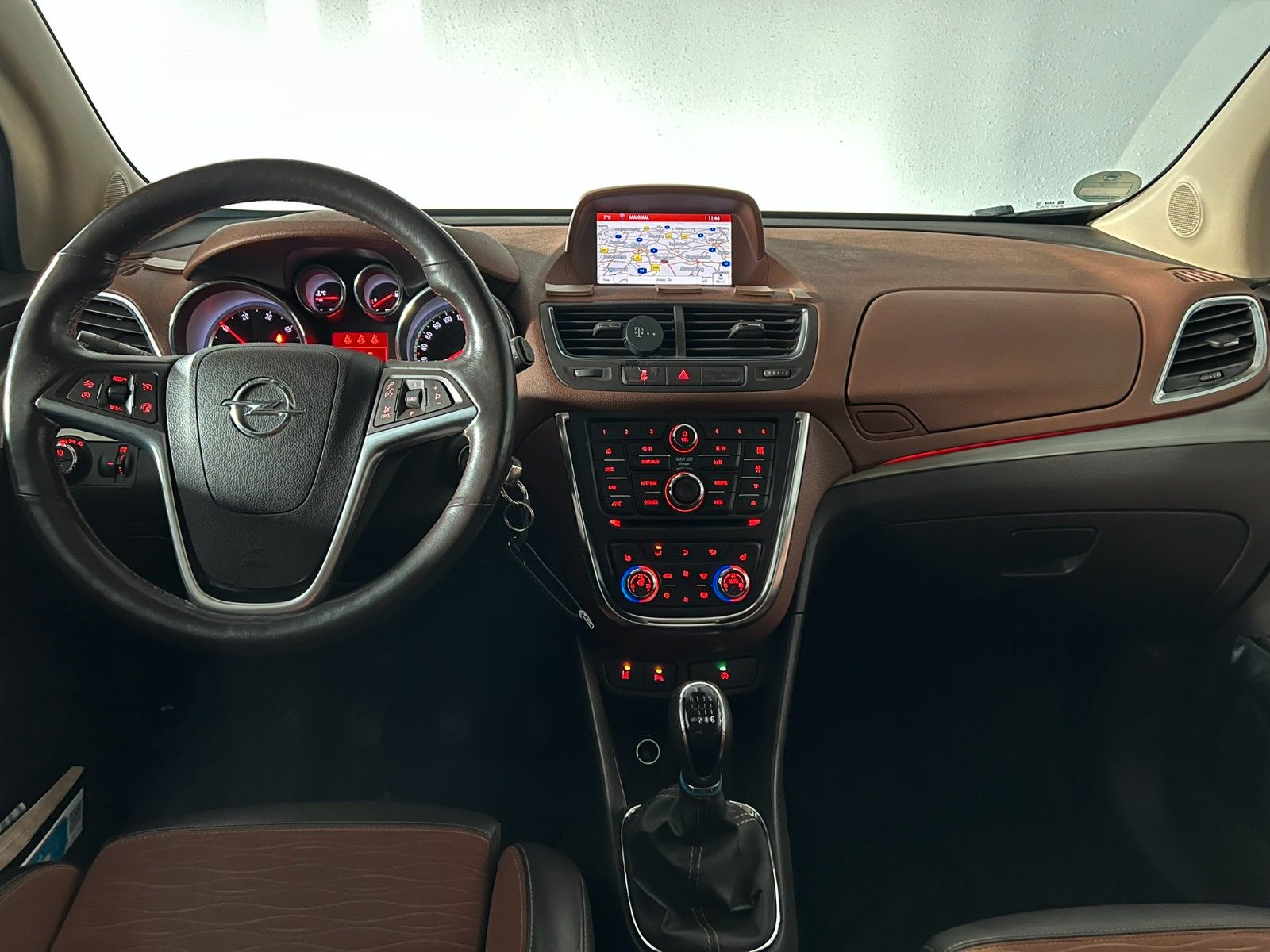 Fahrzeugabbildung Opel Mokka Innovation ecoFlex/AHK/Bi-XENON/61t km