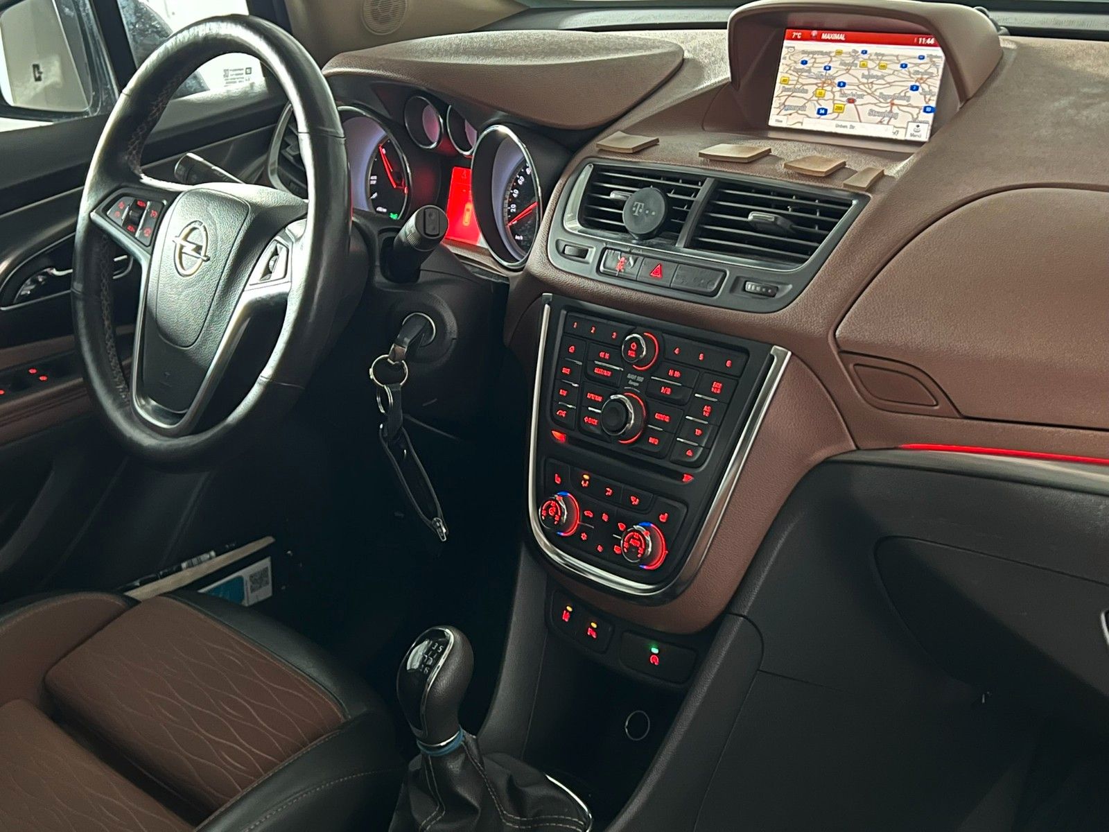 Fahrzeugabbildung Opel Mokka Innovation ecoFlex/AHK/Bi-XENON/61t km