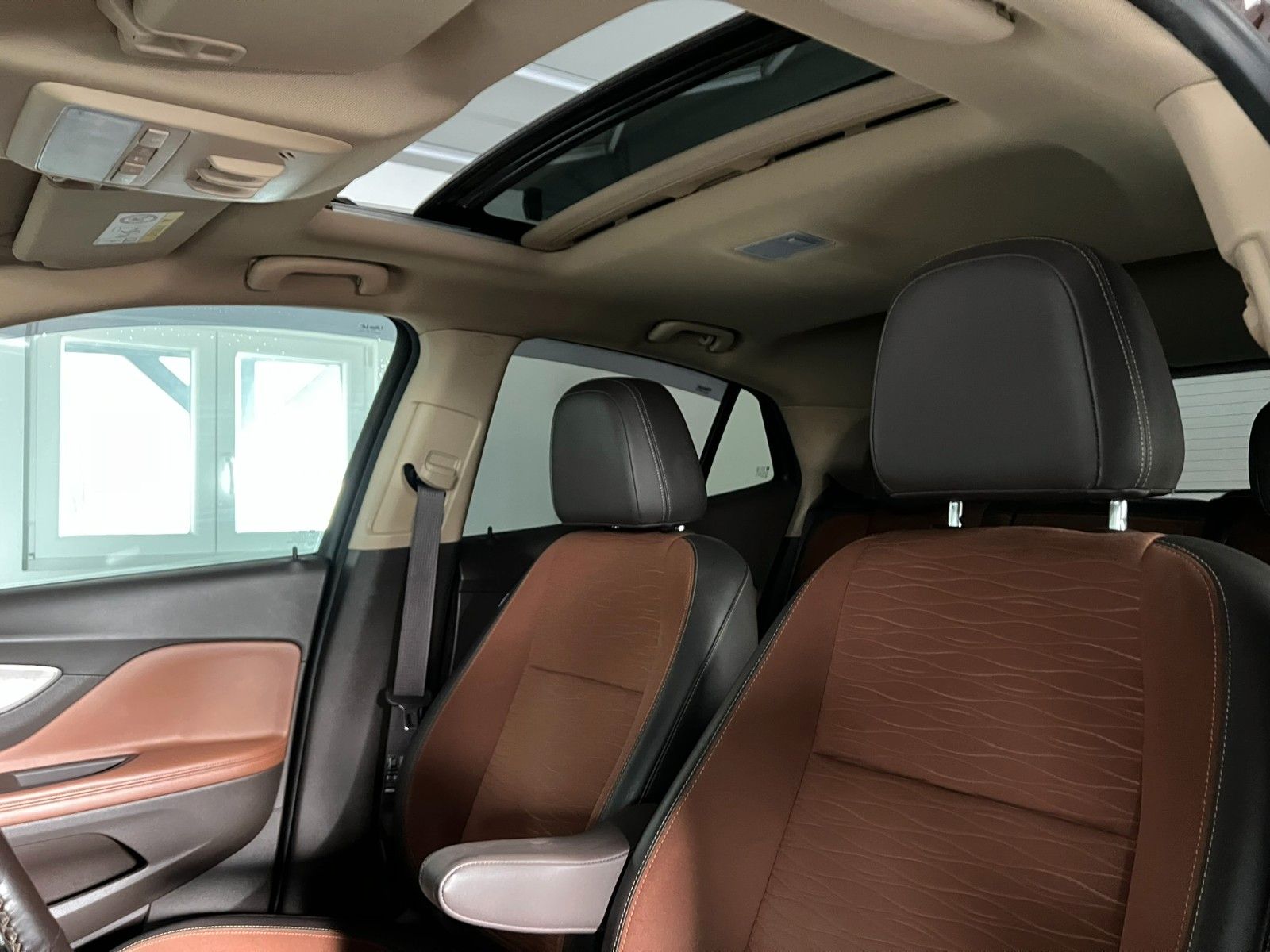 Fahrzeugabbildung Opel Mokka Innovation ecoFlex/AHK/Bi-XENON/61t km