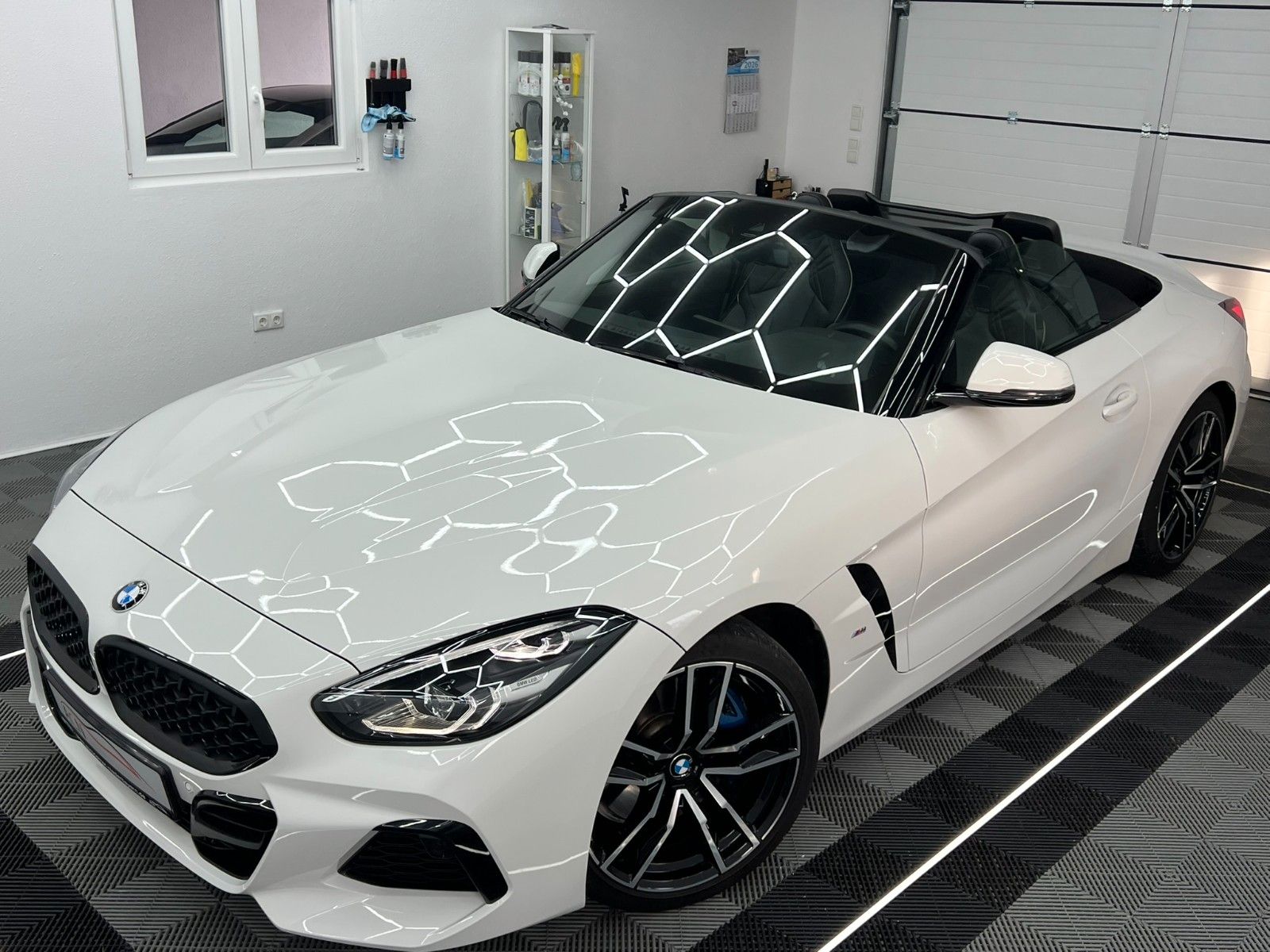 Fahrzeugabbildung BMW Z4 Roadster sDrive 30 i M SPORT/LED/VRTL/DAB