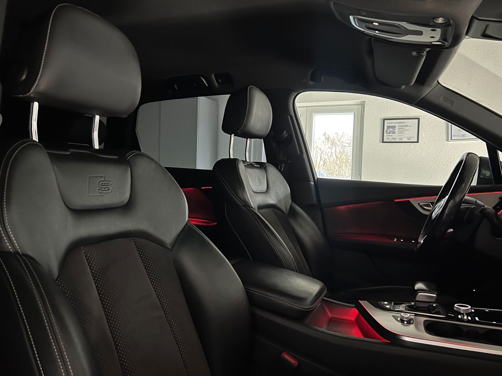 Fahrzeugabbildung Audi SQ7 4.0 TDI Quattro/MATRIX/HuD/ACC/AHK/AMBI+