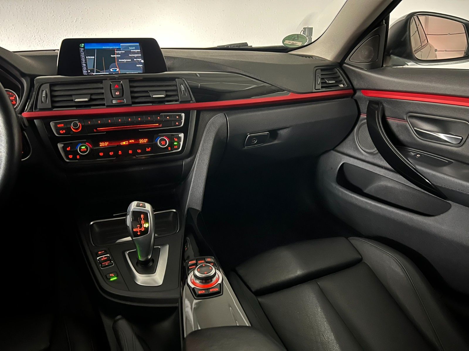 Fahrzeugabbildung BMW 420d Gran Coupé SPORT LINE/NAVI/Hi-Fi/Bi-XENON