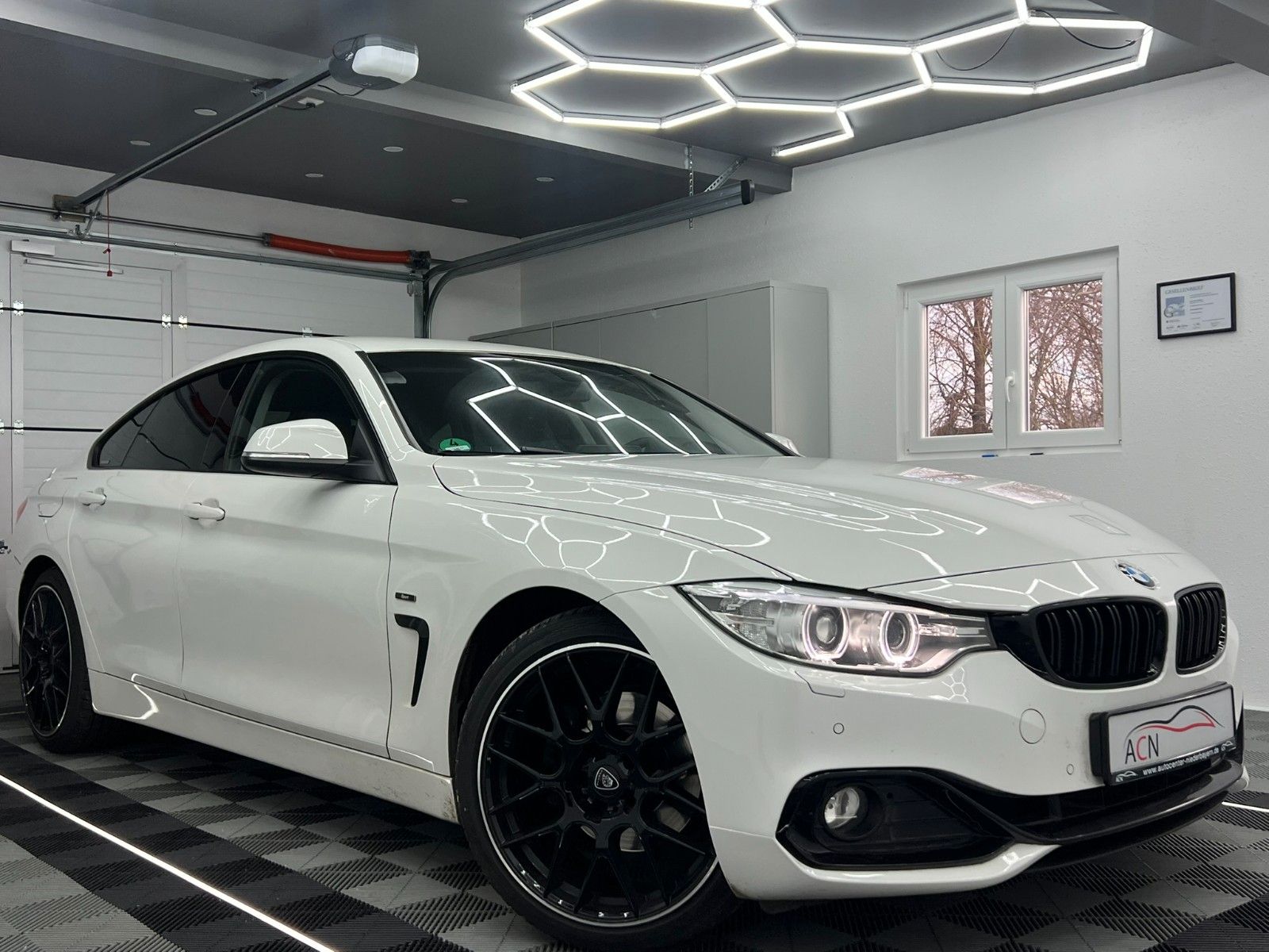 Fahrzeugabbildung BMW 420d Gran Coupé SPORT LINE/NAVI/Hi-Fi/Bi-XENON