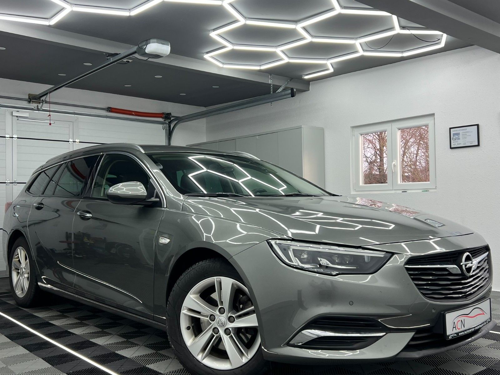 Fahrzeugabbildung Opel Insignia B Sports Tourer Innovation/ACC/LED/CAM
