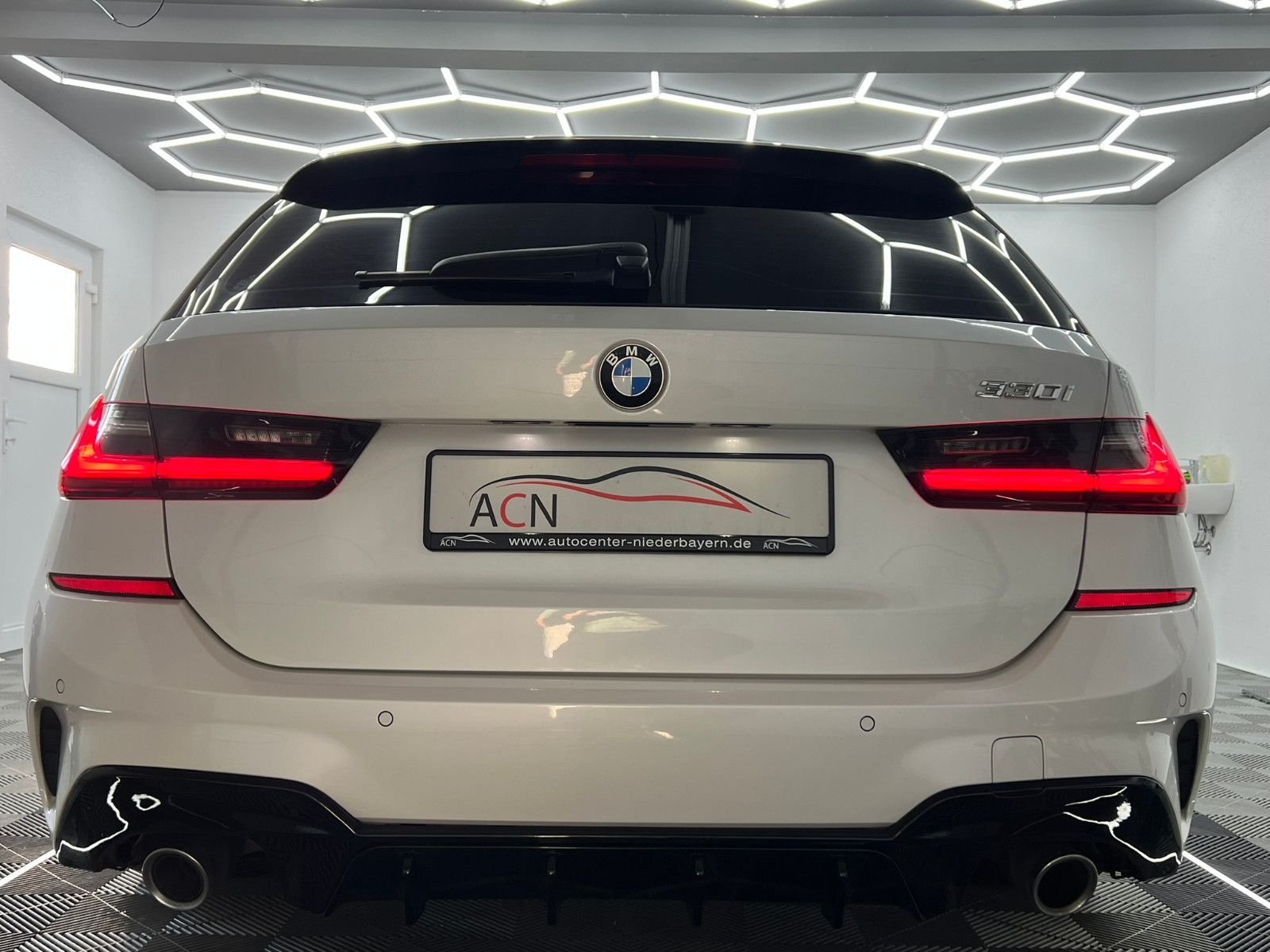 Fahrzeugabbildung BMW 330 i M SPORT/LED/VRTL COCKPIT/DAB/ACC/AMBI+