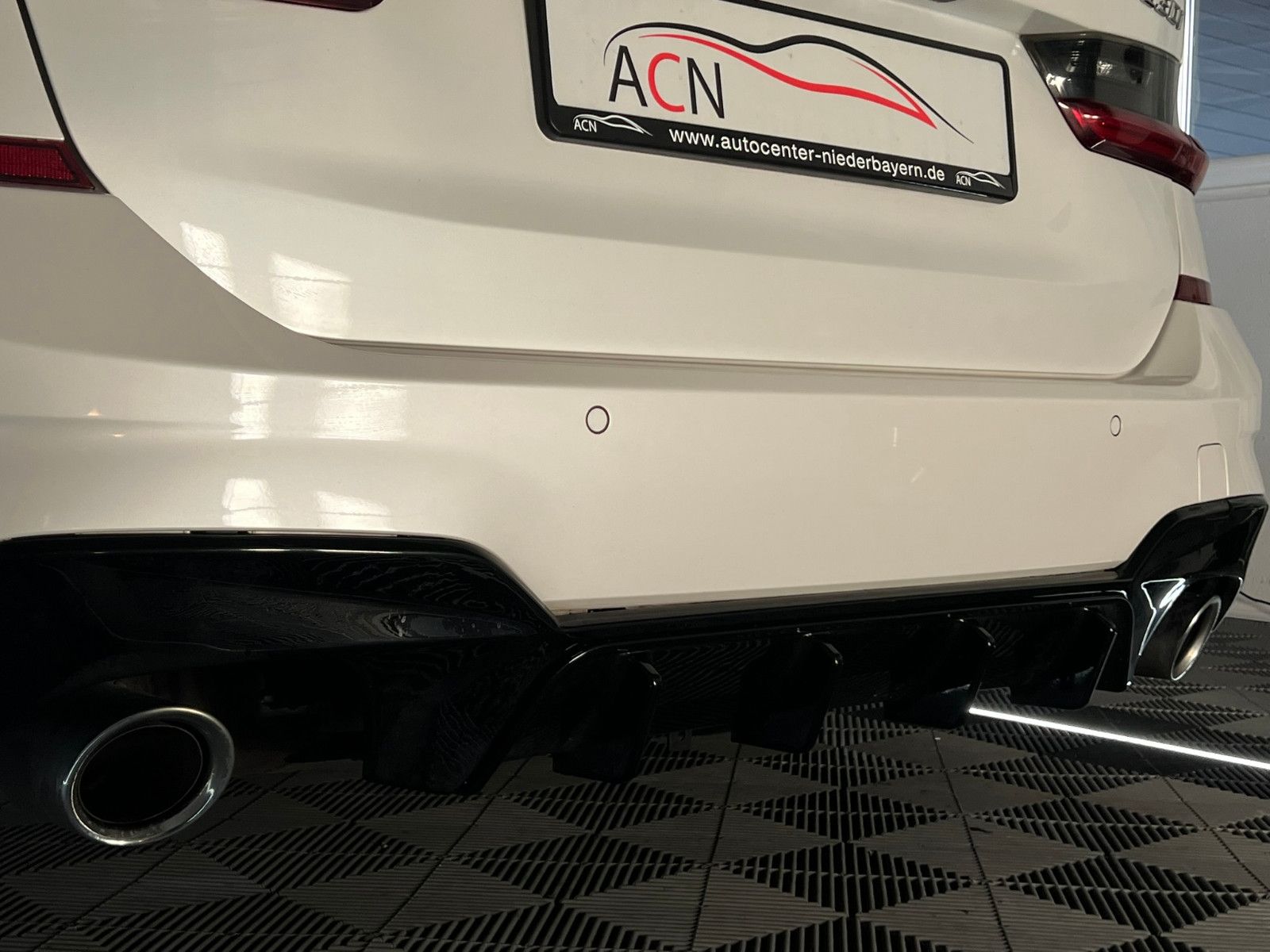 Fahrzeugabbildung BMW 330 i M SPORT/LED/VRTL COCKPIT/DAB/ACC/AMBI+