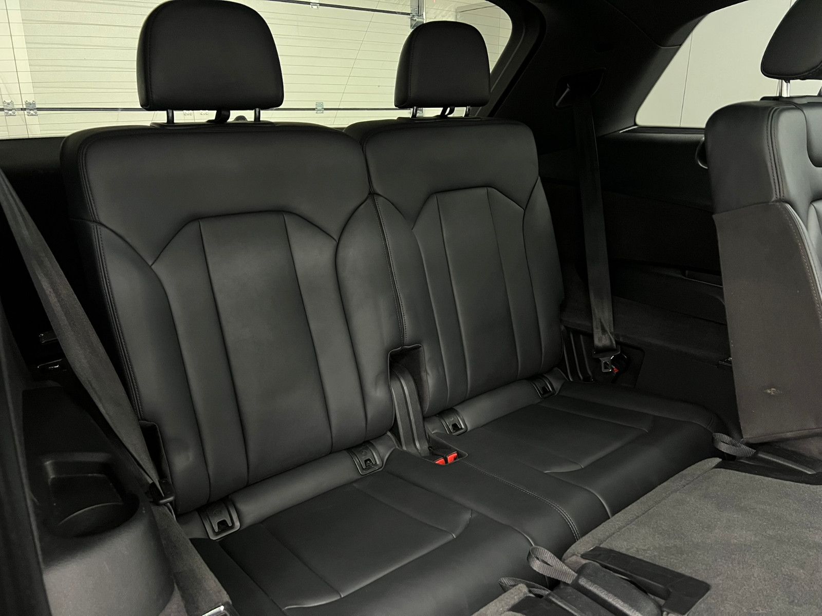 Fahrzeugabbildung Audi Q7 3.0 TDI Quattro/S-LINE/AHK/AMBI+/PANO/7-SITZ