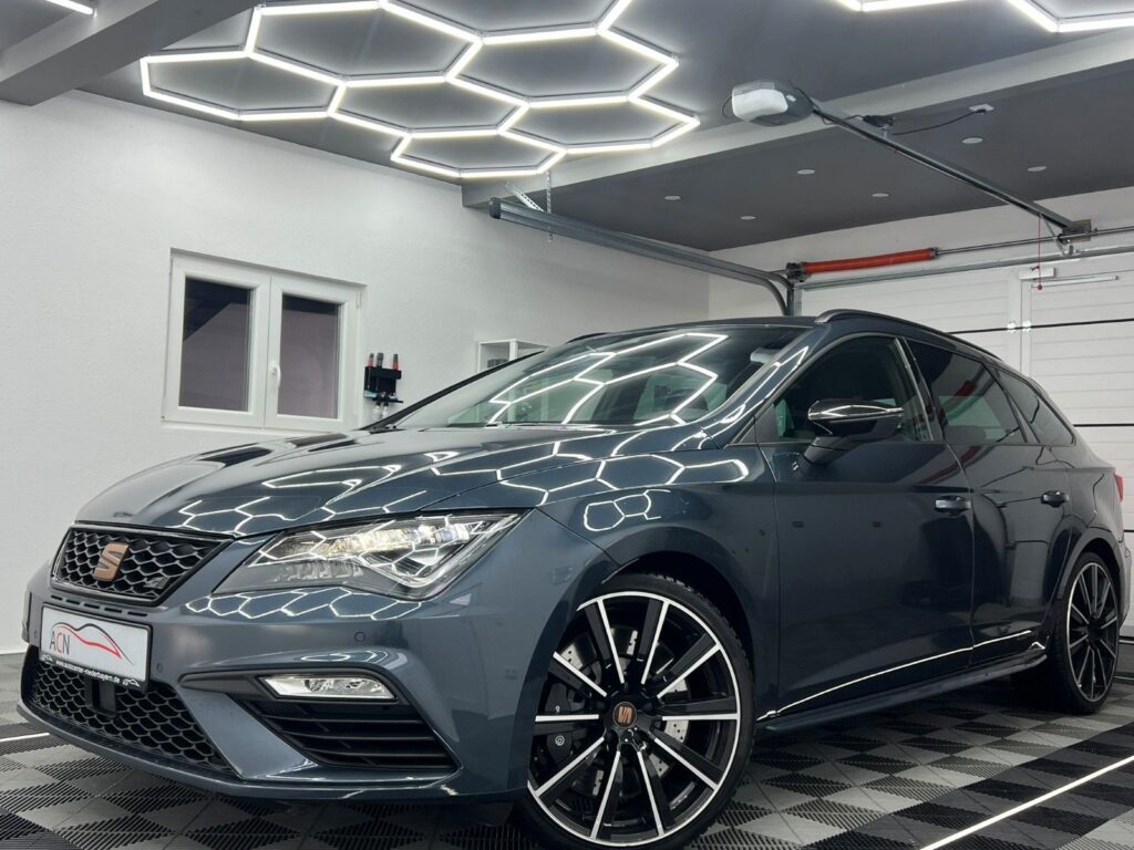 SEAT Leon ST Cupra 300 4Dr. PERFORMANCE/SCHALE/BEATS