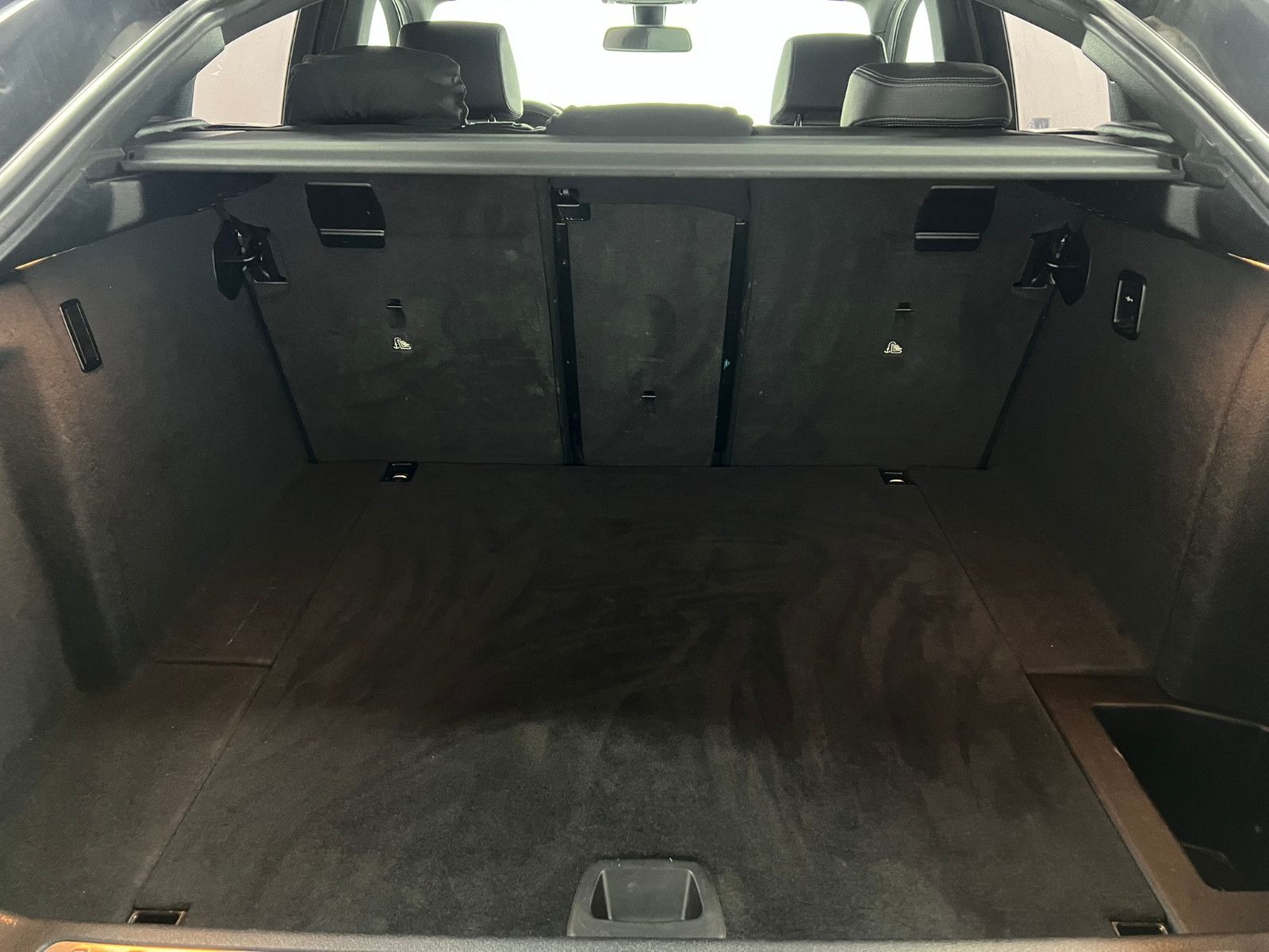 Fahrzeugabbildung BMW X4 xDrive 20 d M SPORT PAKET/LEDER/NAVI/KAMERA