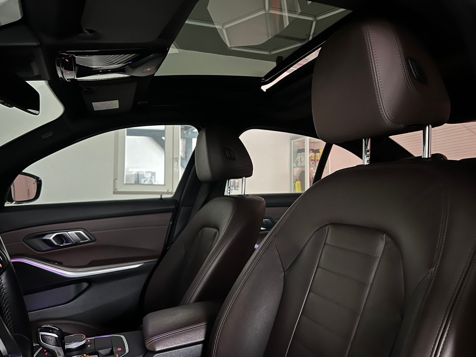 Fahrzeugabbildung BMW 330 i LUXURY LINE/LASER/eGSD/VRTL COCKPIT/ACC