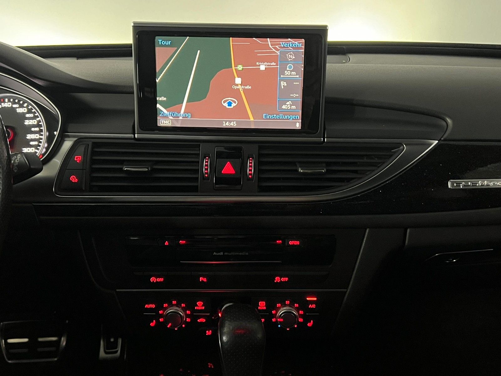 Fahrzeugabbildung Audi A6 Avant 3.0 TDI Quattro S-LINE Competition +