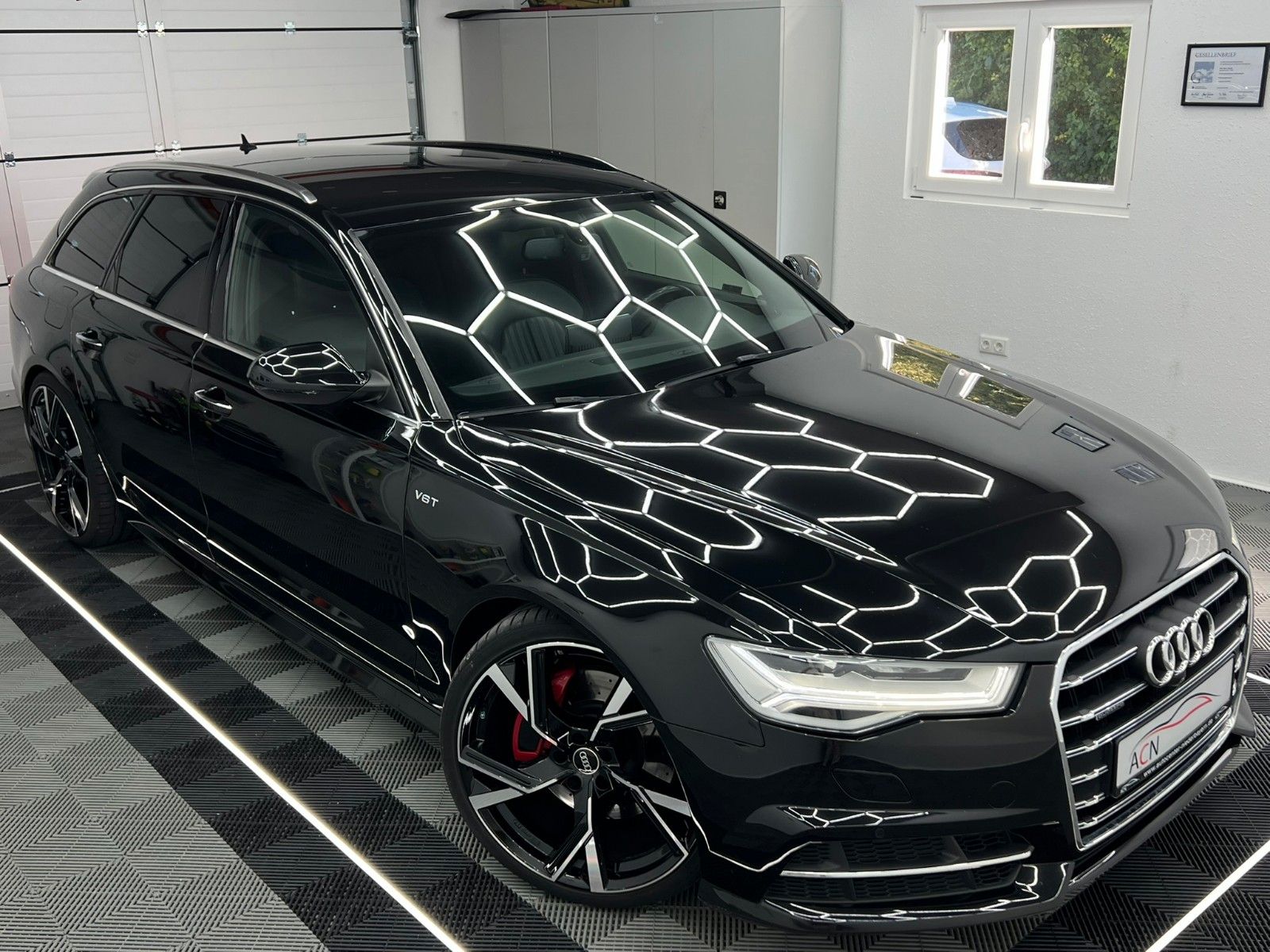 Fahrzeugabbildung Audi A6 Avant 3.0 TDI Quattro S-LINE Competition +