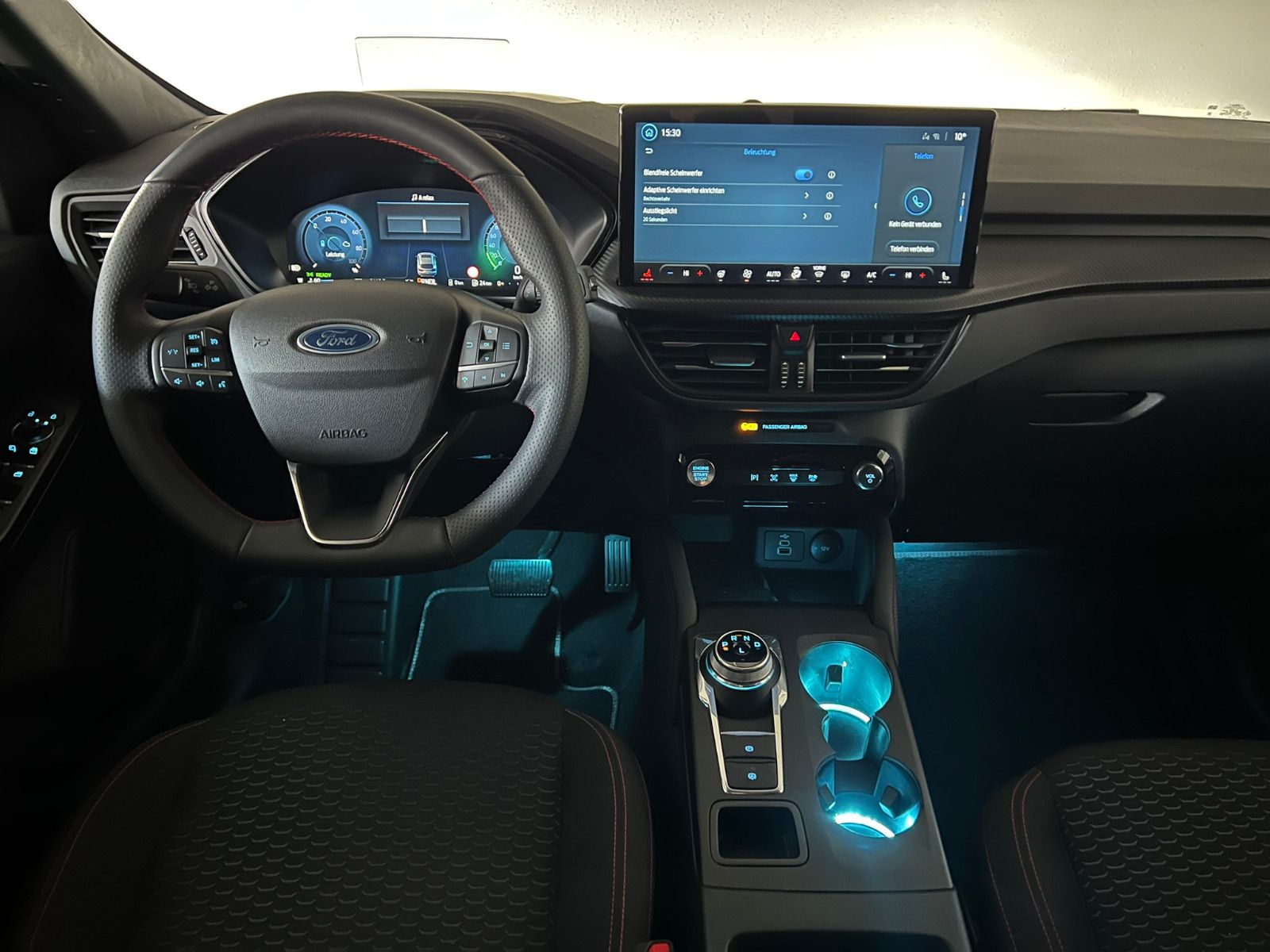 Fahrzeugabbildung Ford Kuga PlugIn Hybrid ST-LINE/MATRIX-LED/HuD/1.HAND