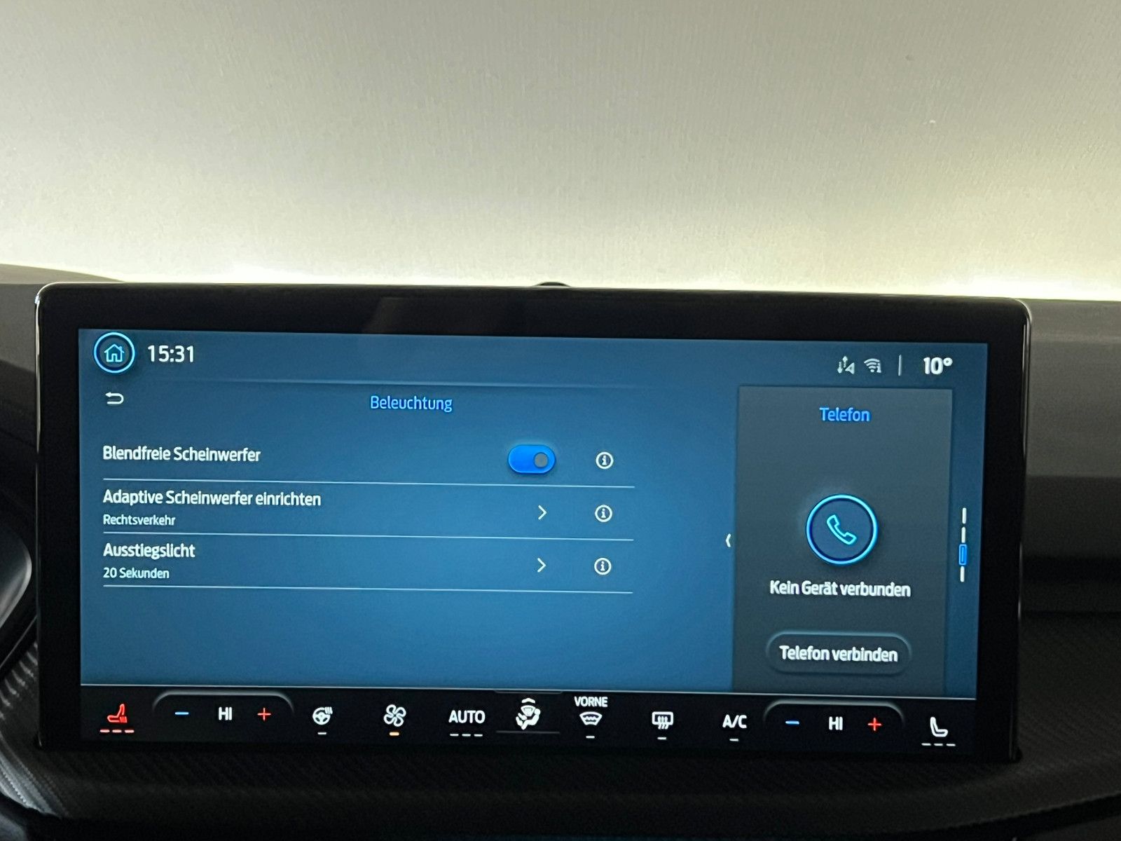 Fahrzeugabbildung Ford Kuga PlugIn Hybrid ST-LINE/MATRIX-LED/HuD/1.HAND