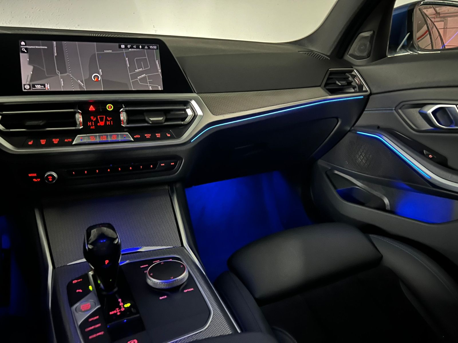 Fahrzeugabbildung BMW 320 d M SPORT/LED/DAB/PANO/ACC/19%/DE FZG