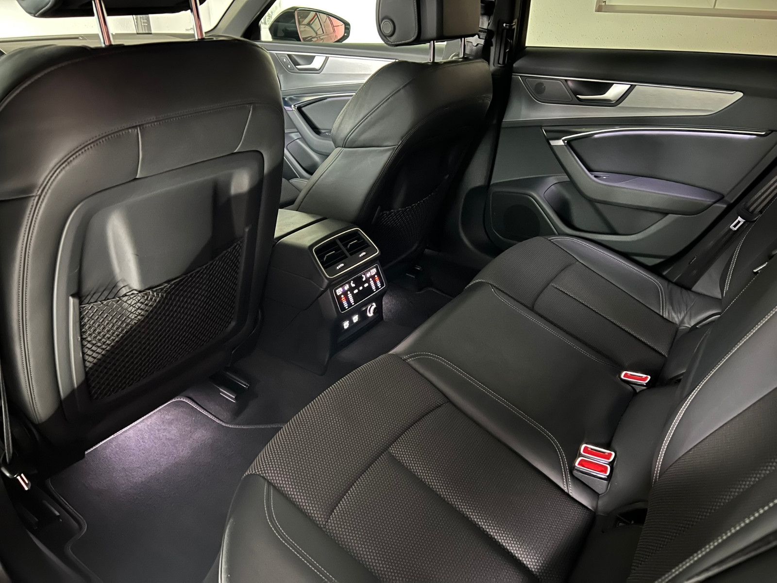 Fahrzeugabbildung Audi A6 Avant 50 TDI Quattro S-LINE SPORT/ACC/AHK/19%