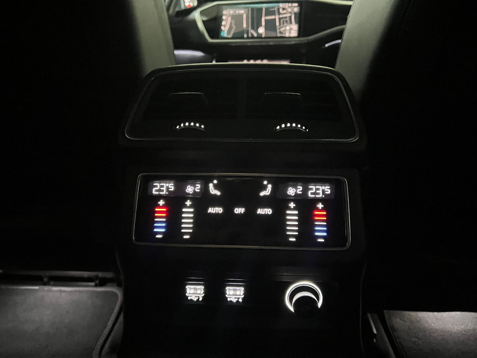 Fahrzeugabbildung Audi A6 Avant 50 TDI Quattro S-LINE SPORT/ACC/AHK/19%